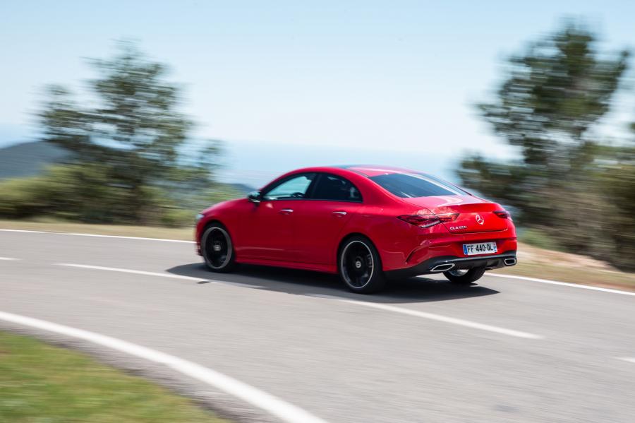  Mercedes-Benz CLA200 AMG Line (C118) 2019 года  (WW) (фото 2 из 42)